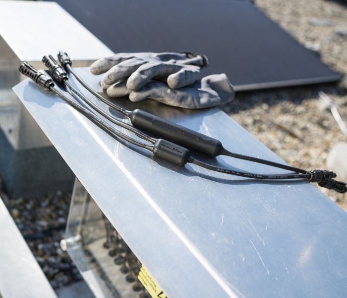 MC4 eBOS erweitert Sortiment für sichere Photovoltaik-Installationen (Foto: Stäubli Electrical Connectors AG)