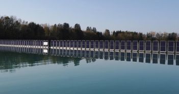 Weltweit erste schwimmende Photovoltaik-Anlage revolutioniert nachhaltige (Foto: SINN Power GmbH)